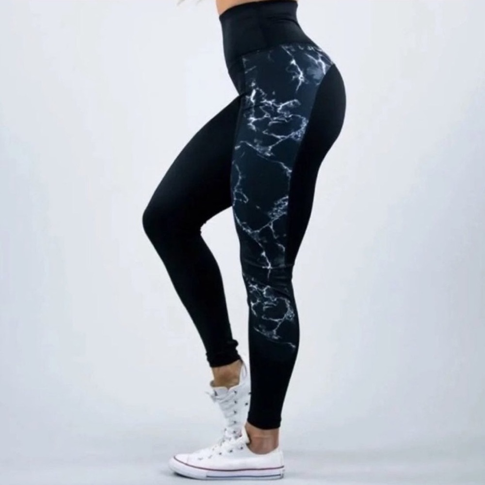 BuffBunny Marble Leggings